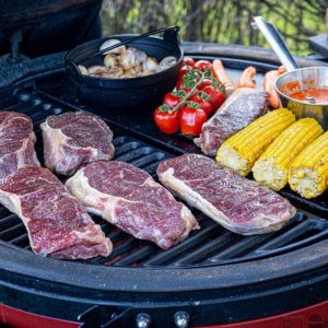 BBQ Entertainement Ncatering Enn Tobreluts Kamado Joe Lisavarustus Malmist Grillrest Ja Küpsetusplaat