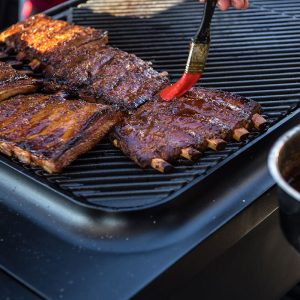 BBQ Entertainemnt Ncaterin Enn Tobreluts Everdure BY Heston Furnance (3)