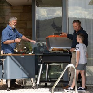 BBQ Entertainemnt Ncaterin Enn Tobreluts Everdure BY Heston Furnance (5)