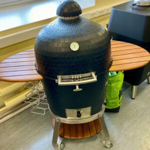 BBQ Entertainment OÜ Komplekt KOMODO KAMADO 19” TT MATTE BLACK SQUARE & Lisad.