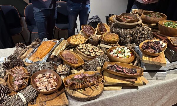  25.11.23 BUFFEELAUD, SAAL JA NIISAMA MELUlfd