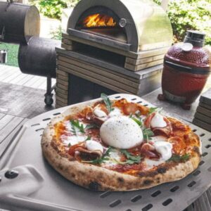 BBQ Entertainment OÜ OMBERG Pitsatarvikute Komplekt (perforeeritud Pitsalabidas 100 Cm, Keeratav Pitsalabidas 95 Cm Ja Pitsaahju Puhastushari 100 Cm) 2