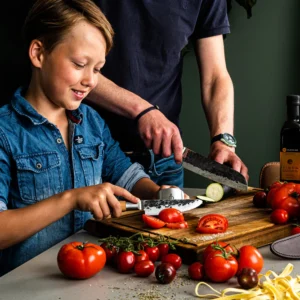 BBQ Entertainment Forged OLIVE Children's Chef Knife LASTE KOKANUGA 17,5 Cm (nahast Noatupp Ja Karp) (1)