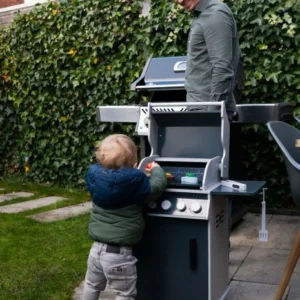 Napoleon puidust mängugrill lastele koos grillitarvikutega