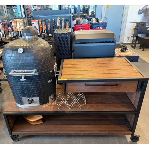 ERIPAKKUMINE komplekt: Töölaud JANE 1600 riiuli ja puidust tasapinnaga + KOMODO KAMADO 19” matt must