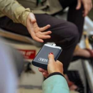 22 O5 230098 PDP Overview Product Flask RTB Leakproof Lifestyle 1.jpg