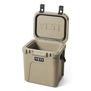 BBQ Entertainment YETI Kulmakast Roadie 24 Tan Beez 2.jpg