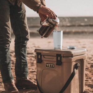 R20 Tumbler Drinkware Product Overview Image Doublewall Vacuum Insulation 1x 2.jpg