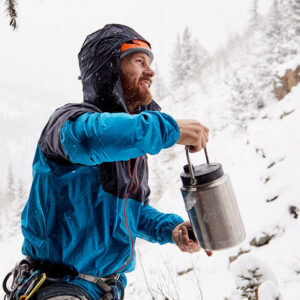 R 1 2 G Jug Drinkware Product Overview Image Lifestyle 1x 1.jpg