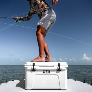 Tundra 45 Hard Cooler Product Overview Image Rotomolded Construction 1x.jpg